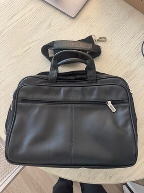 Kenneth Cole Reaction Black Laptop Briefcase with Shoulder Strap